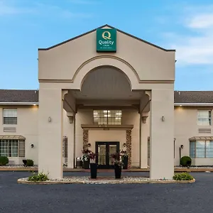 Inn Quality Airport, Woodson Terrace